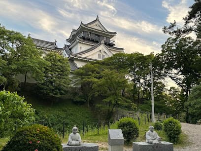 岡崎城公園