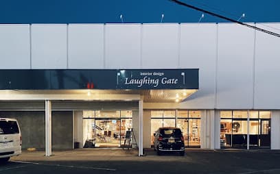 ラフィンゲート (Laughing Gate)